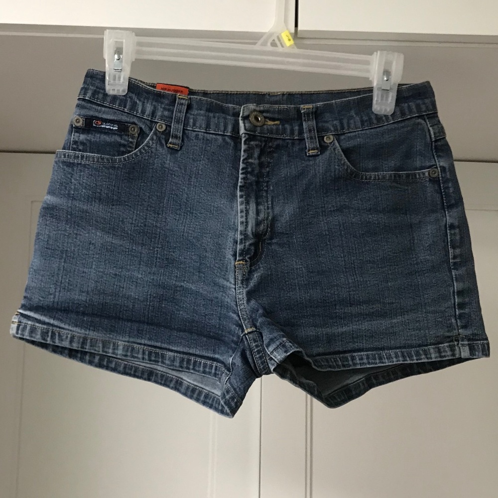 Bluenotes Classic Denim Hip Hugger Jean Shorts 30 Waist